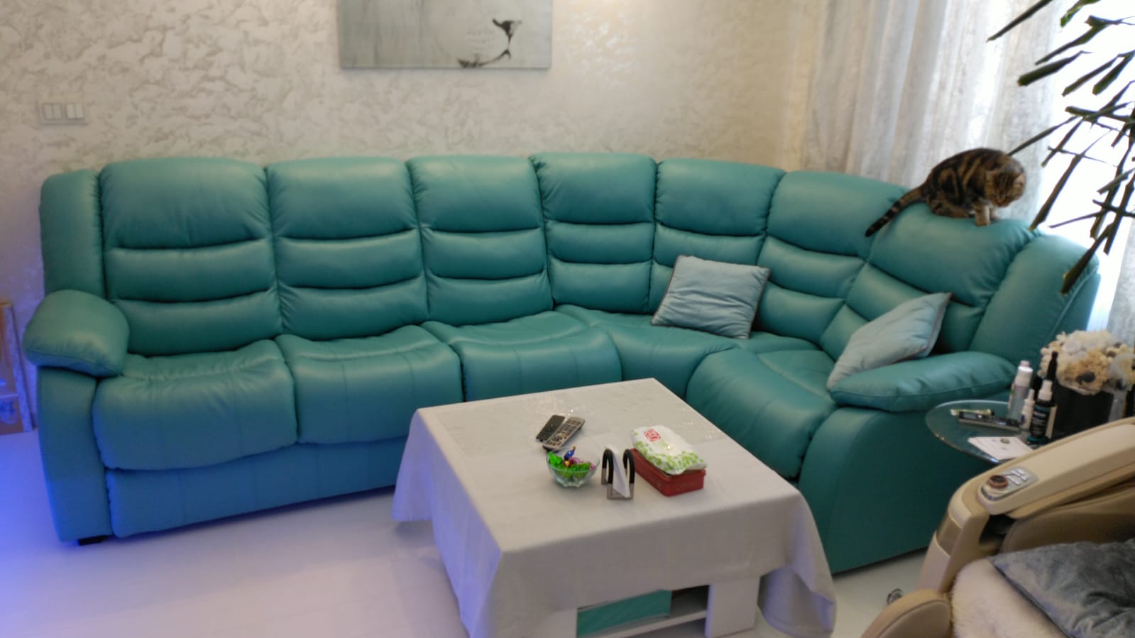 Перетяжка дивана на дому. Красноперекопск